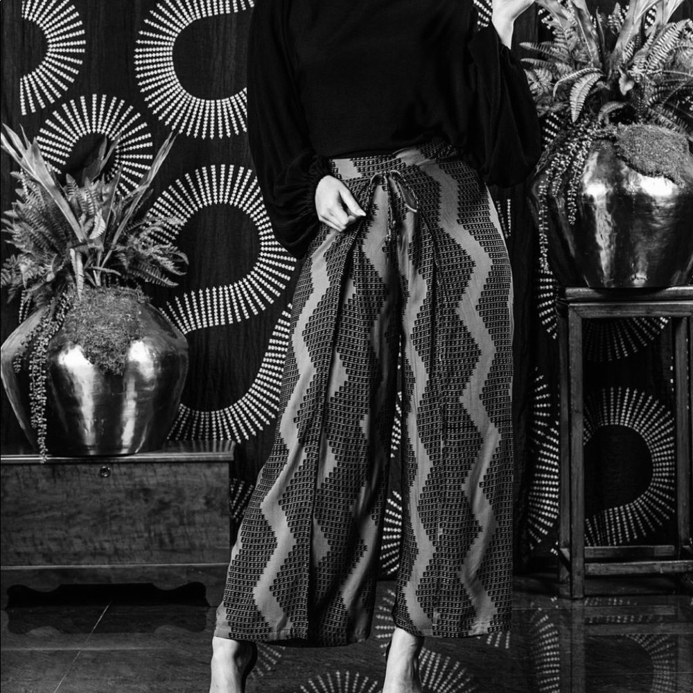 [MANAOLA] Pants